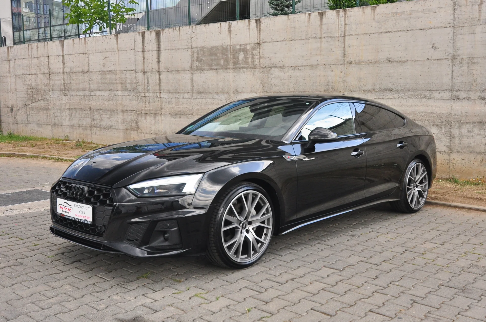 Audi A5 Sportback Sport · 40 TDI Quattro S Tronic · 204 CP · 2022 · 193.900 Km Audi A5 Sportback Sport · 40 TDI Quattro S Tronic · 204 CP · 2022 · 193.900 Km