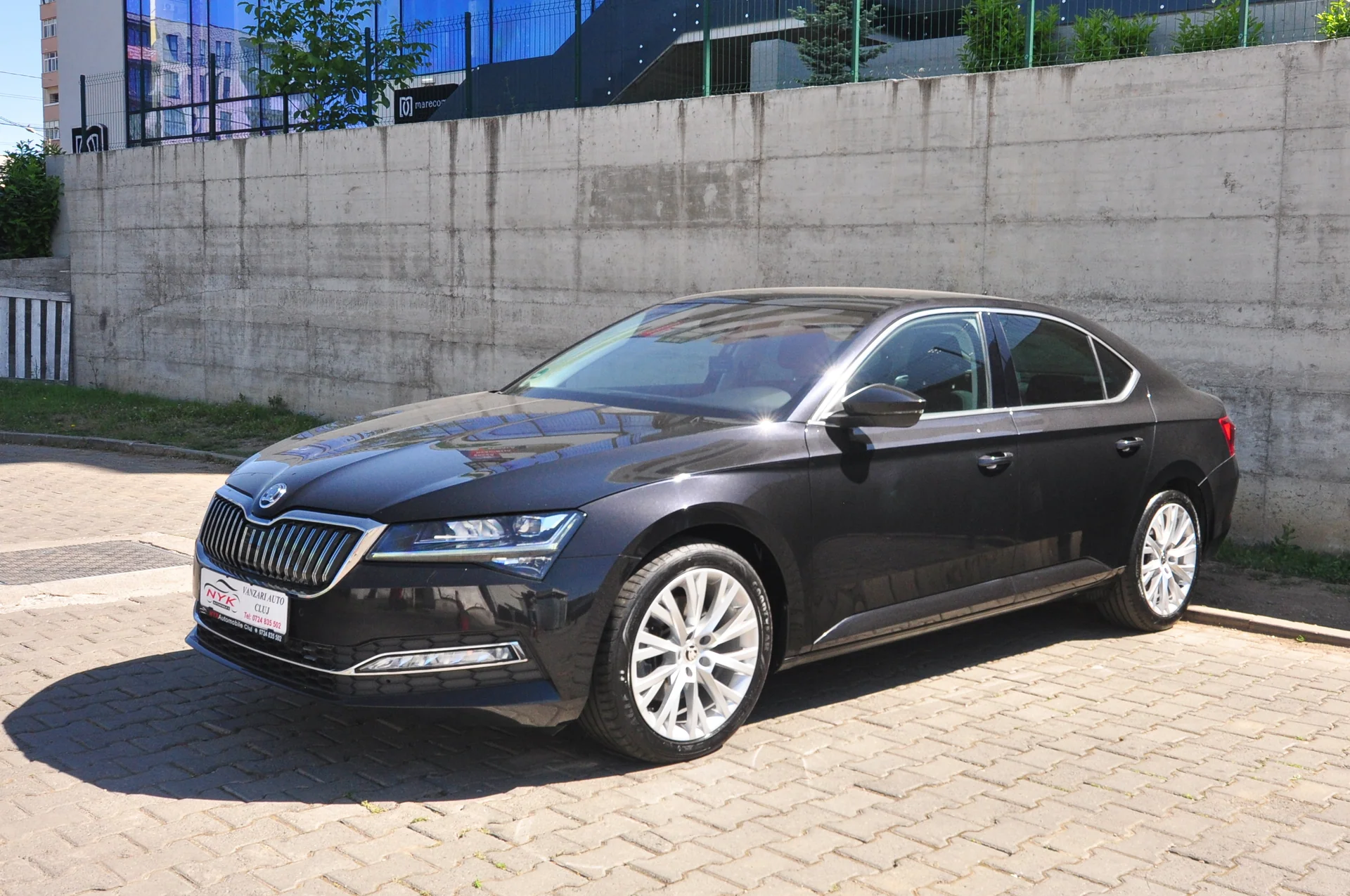 Skoda Superb Ambition · 2.0 TDI DSG · 200 CP · 2022 · 185.300 Km Skoda Superb Ambition · 2.0 TDI DSG · 200 CP · 2022 · 185.300 Km